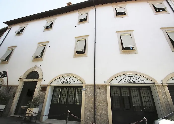 Catillo Bed and Breakfast